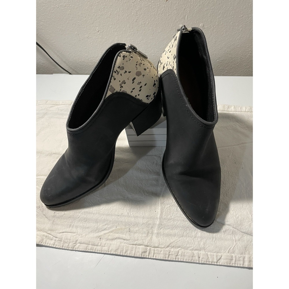 Lucky Brand Women's Black White Ankle Bootie Animal Print Faux Suede Zip Size 9